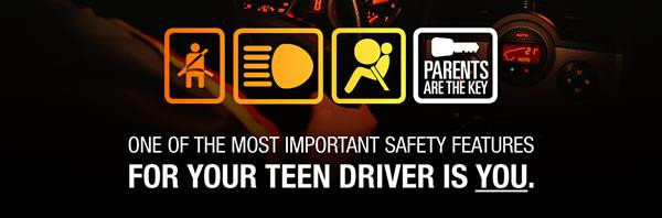 Teenager Studying Online Drivers Ed Course - Get Drivers Ed