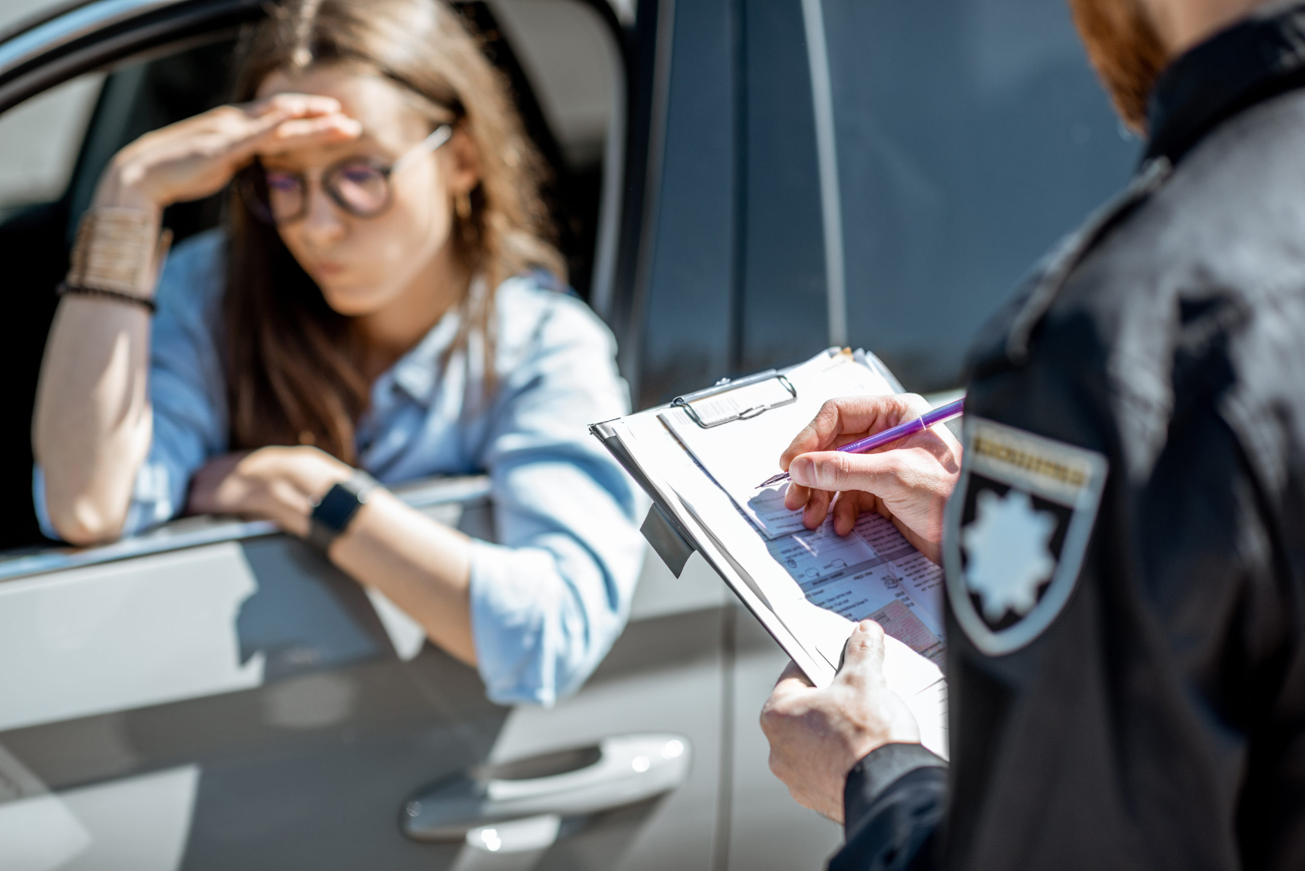 Person completing an online drivers ed course to dismiss a traffic ticket in Texas with Get Drivers Ed