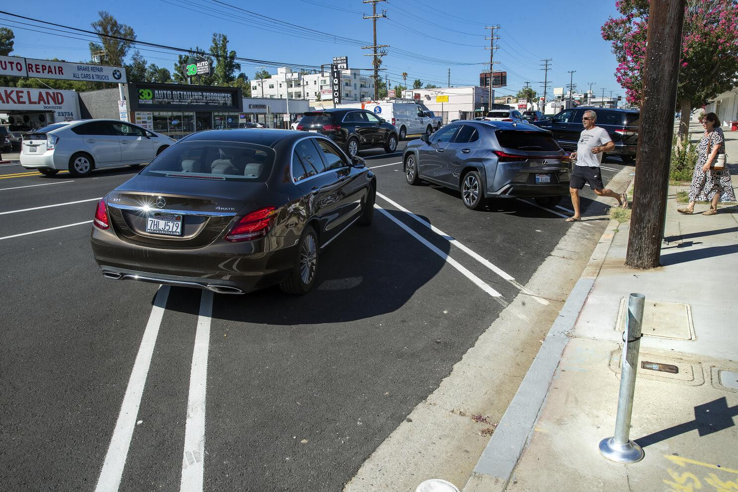 Illustration of Parallel Parking Technique