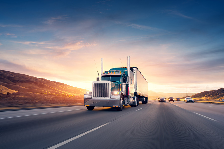 Commercial Truck on Texas Road - CDL Training with Get Drivers Ed