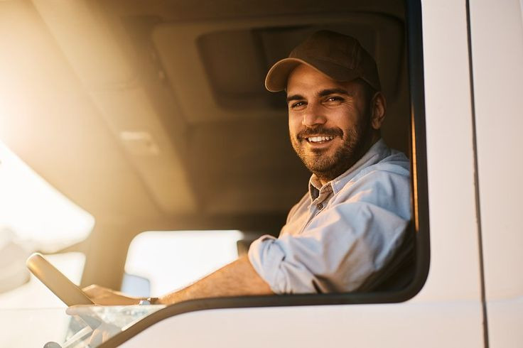 Expert CDL Driver at the Helm of a Big Rig - Powered by Get Drivers Ed’s Expert Training